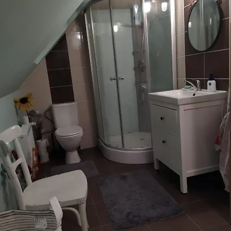 דירה Luxury Near Prague Airport